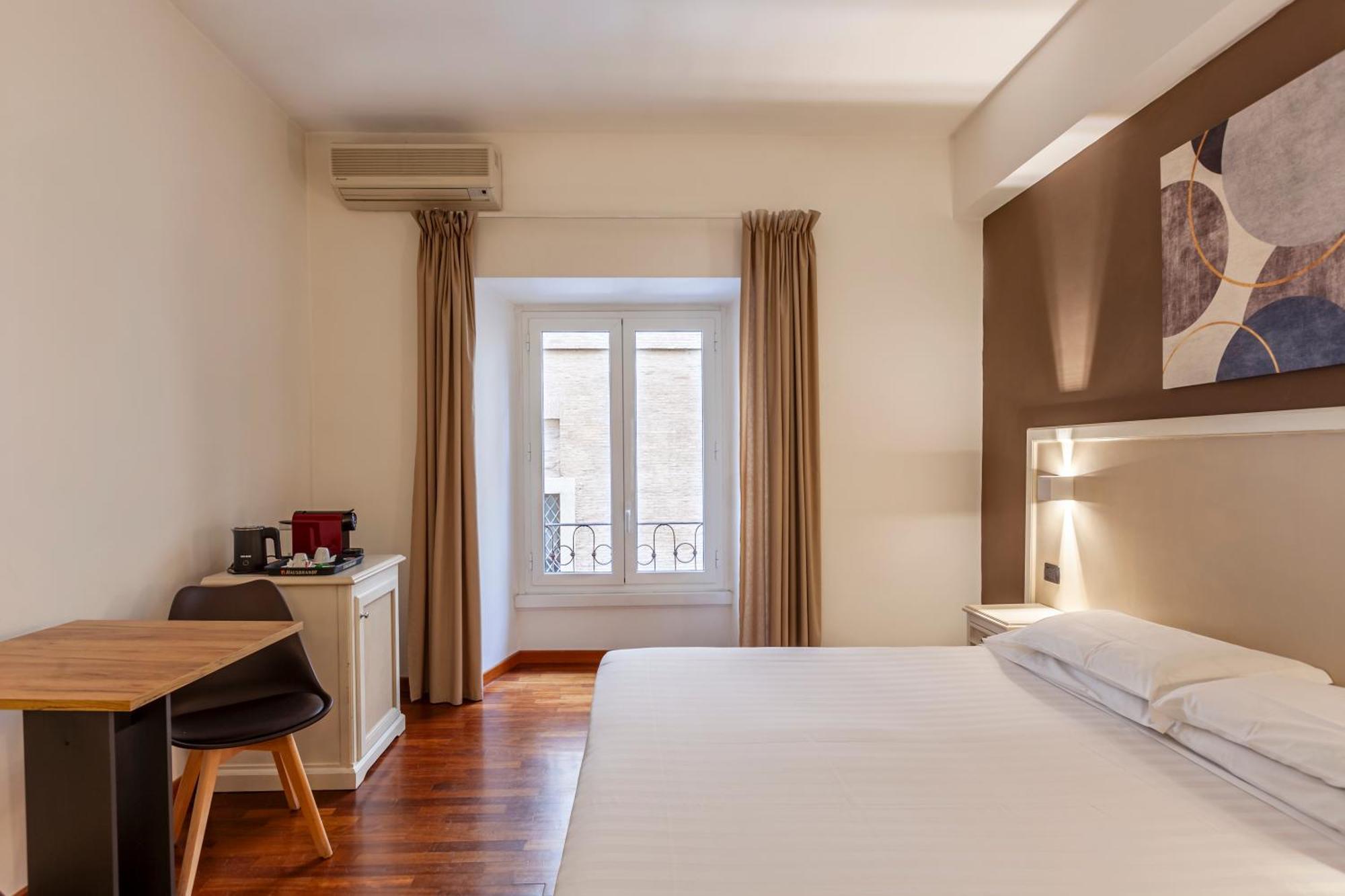 Inn Rome Rooms & Suites Екстериор снимка