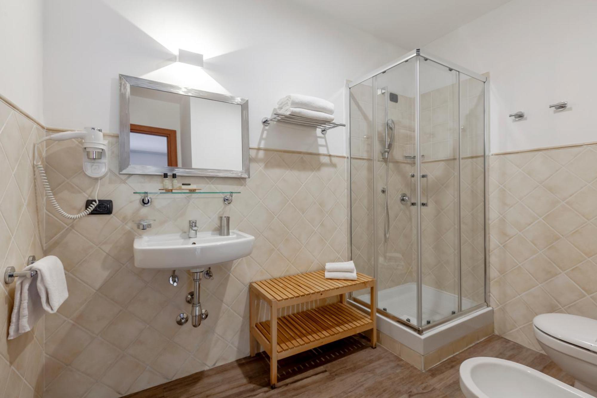 Inn Rome Rooms & Suites Екстериор снимка