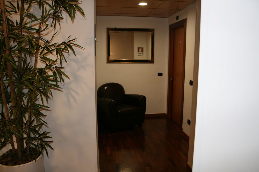 Inn Rome Rooms & Suites Екстериор снимка